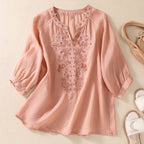 Ivelis™ | Blusa bordada con escote abierto