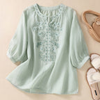Ivelis™ | Blusa bordada con escote abierto