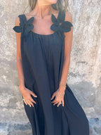 Xael™ | Vestido de mujer de color liso con detalles florales y cuello en U 🌸