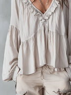 Narella | Blusa con cuello en V y volantes