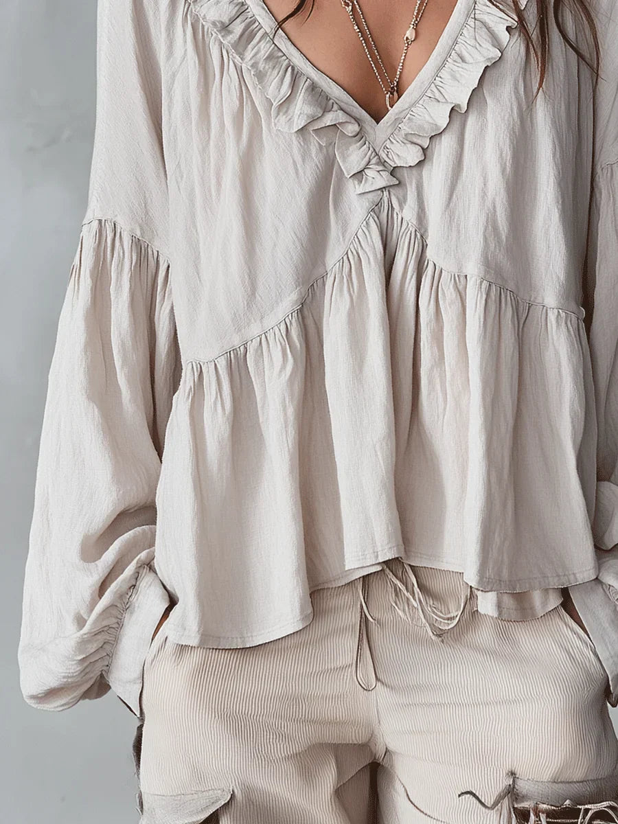 Narella | Blusa con cuello en V y volantes