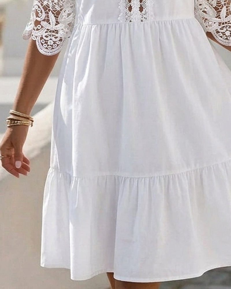 Olyn™ | Minivestido de encaje con hombros al aire y volantes 👗