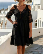 Olyn™ | Minivestido de encaje con hombros al aire y volantes 👗
