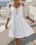Olyn™ | Minivestido de encaje con hombros al aire y volantes 👗