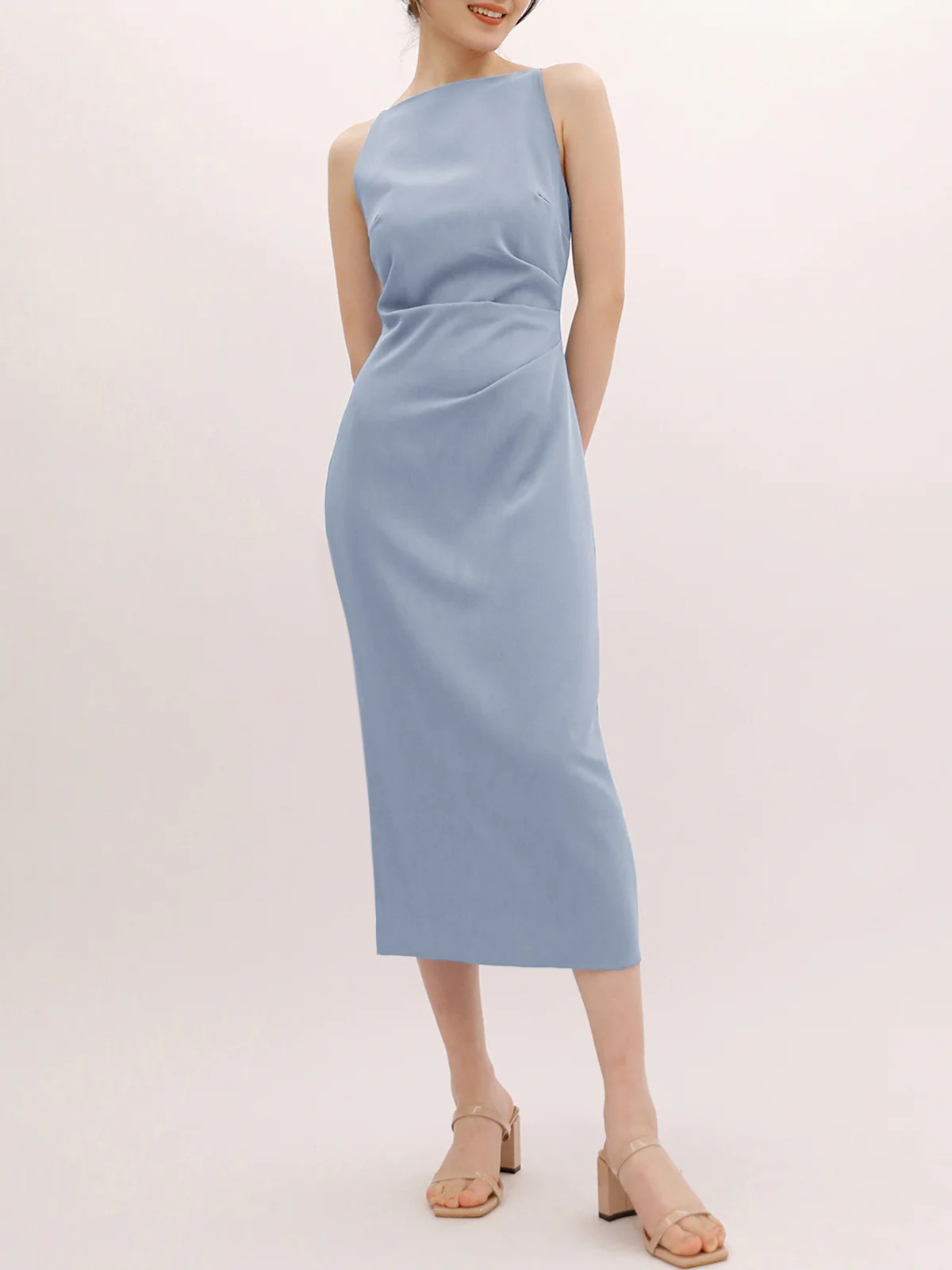 Kaelix™ | Vestido midi con cuello barco