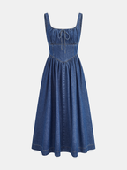 Xylos™ | Vestido midi de denim con cuello cuadrado y lazo delantero