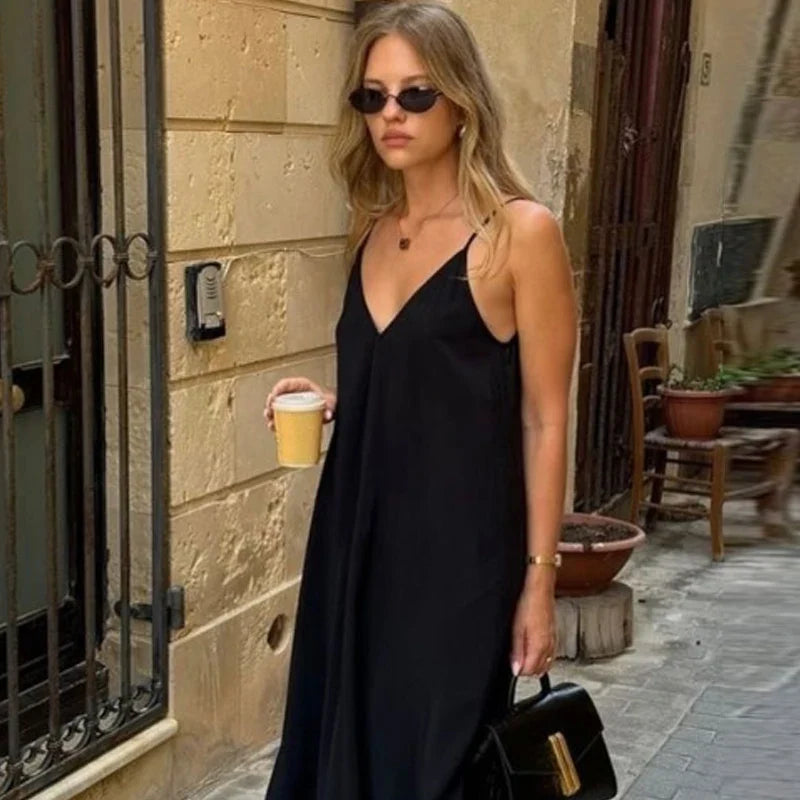 Robe verte longue à bretelles et dos nu pour femme