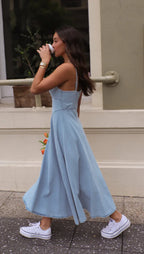 Robe fluide longue bleue
