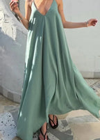 Robe verte longue à bretelles et dos nu pour femme