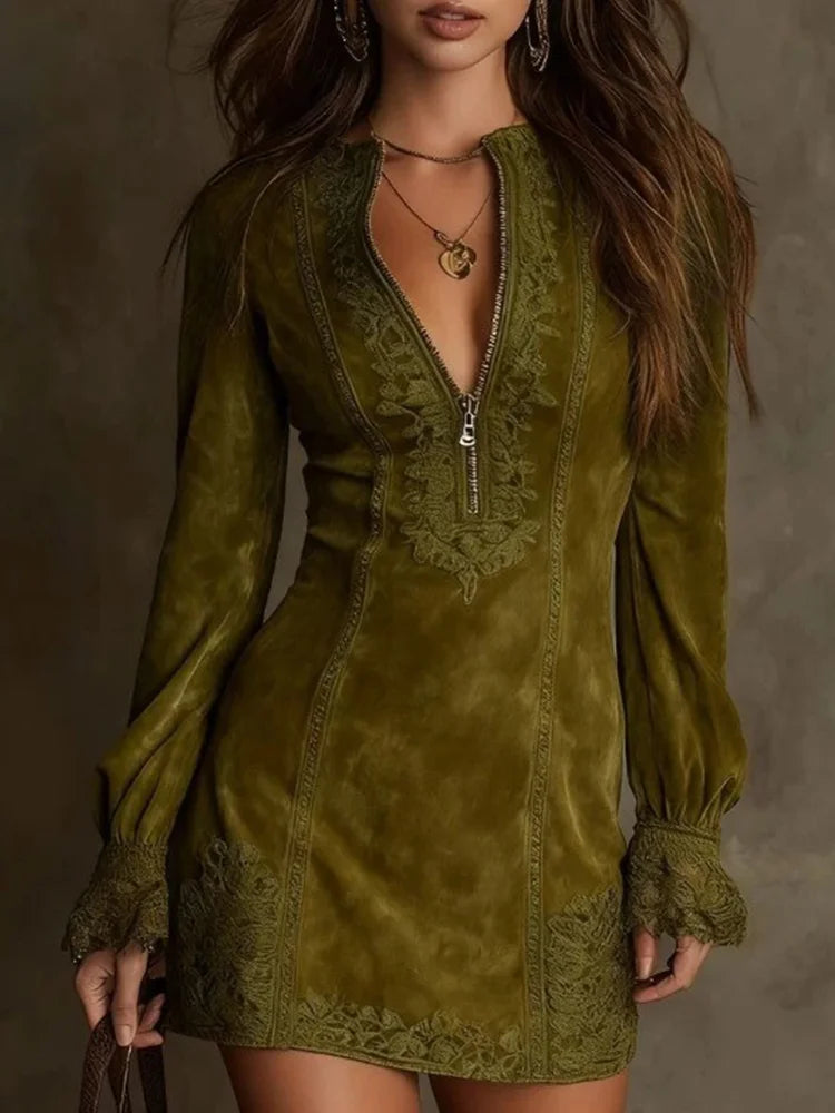 Renata™ | Vestido Corto de Encaje y Ante