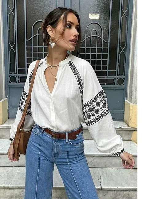 Iskra™ | Blusa vintage blanca