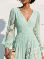 Maribel | Vestido plisado con cuello en V y tejido suave al tacto