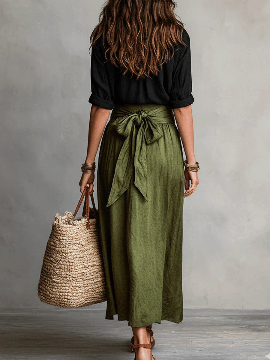 Yvette™ | Conjunto de dos piezas: camiseta negra y falda midi verde oliva