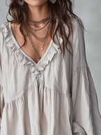 Narella | Blusa con cuello en V y volantes