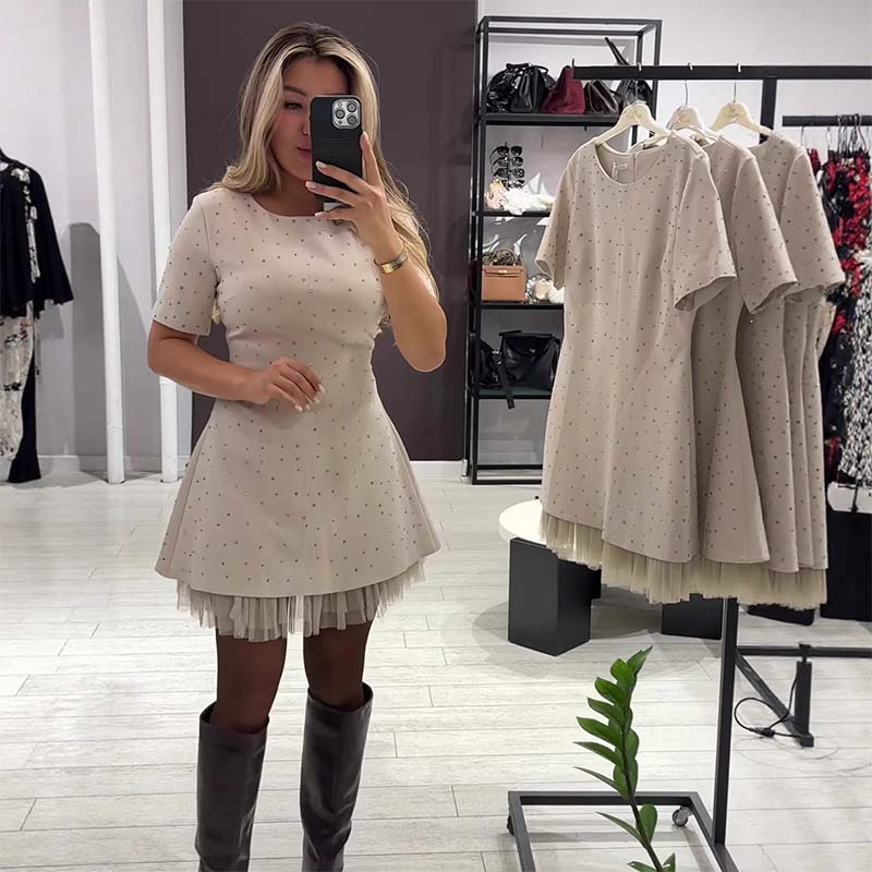 Rovienna™  | Vestido corto con encaje y brillo sofisticado